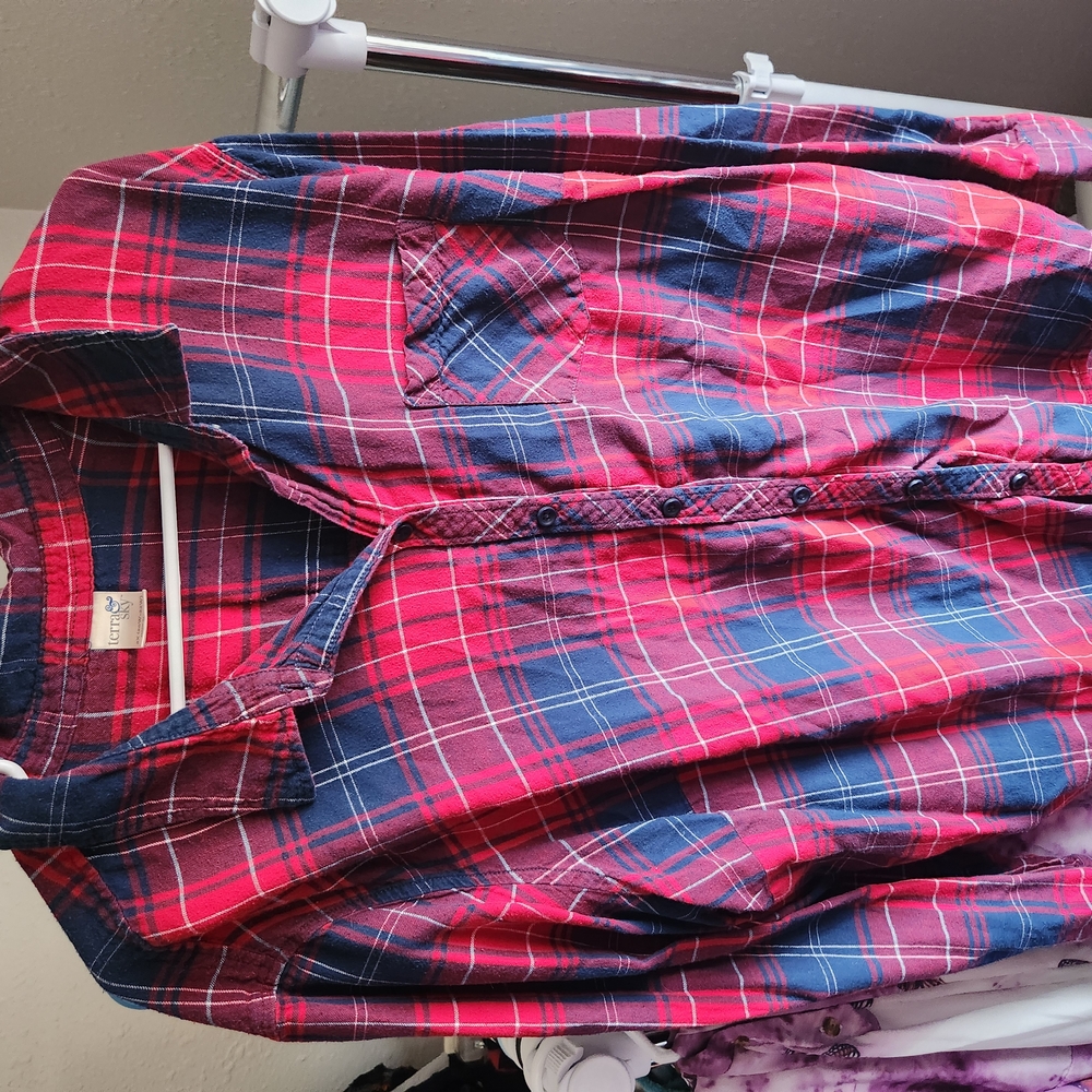 Women's Red and Blue Plaid Shirt